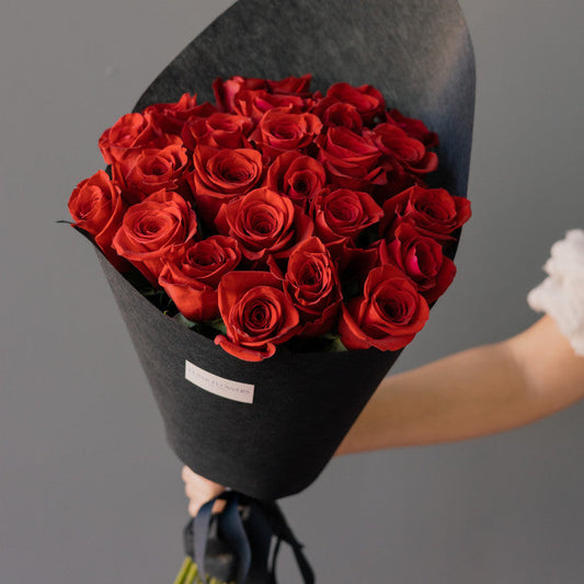 Classic Two Dozen Red Roses